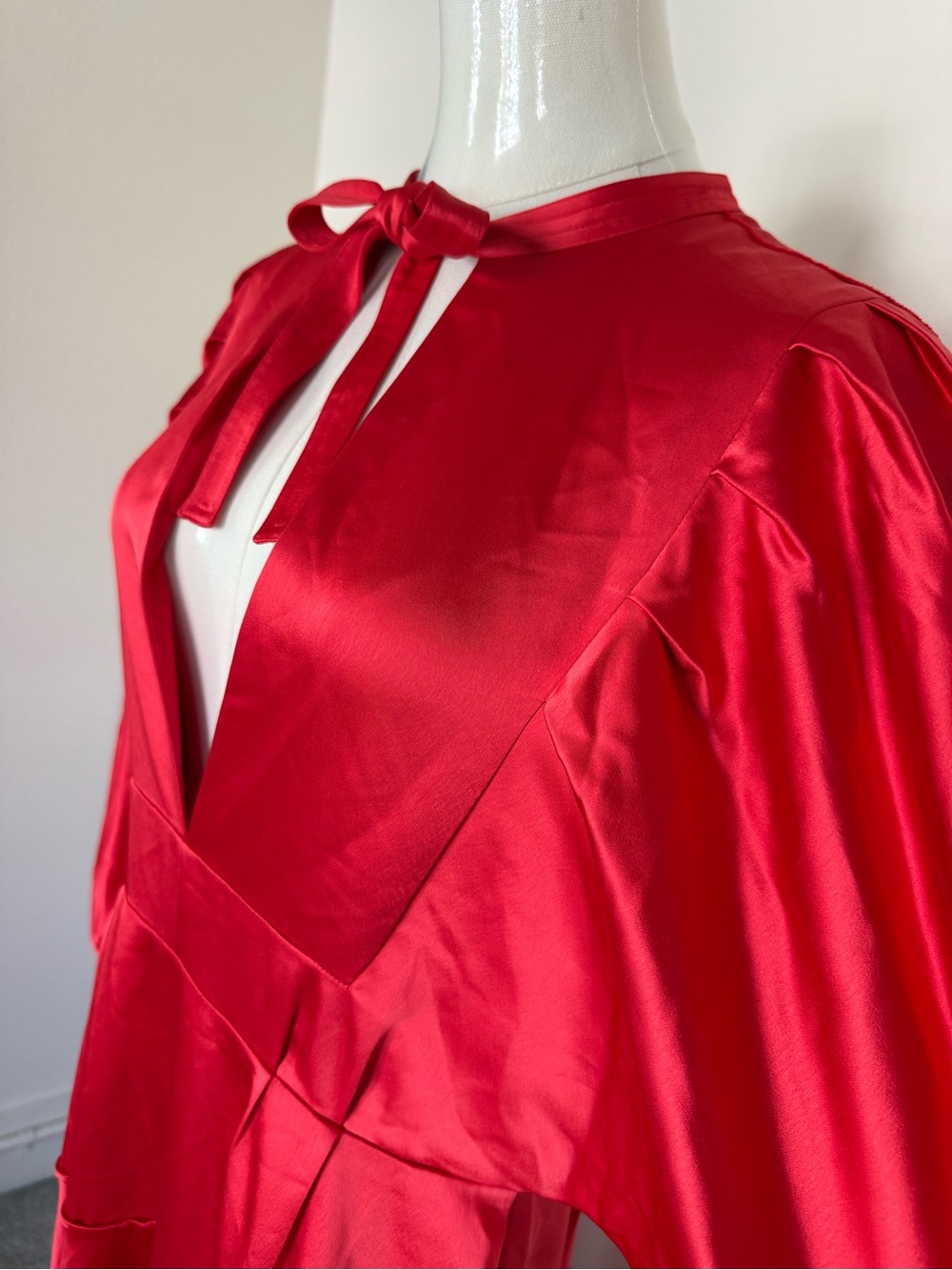 Self-Portrait Midi Satin Red Dress with Cut Out - Picture 3 of 6